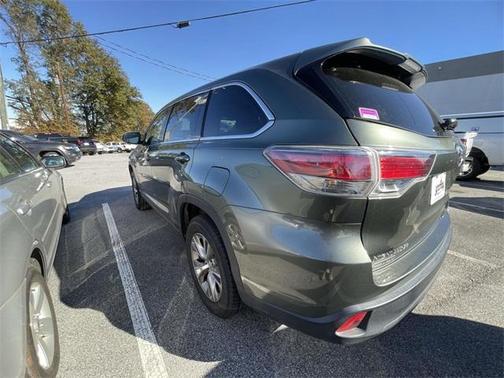 2015 Toyota Highlander LE
