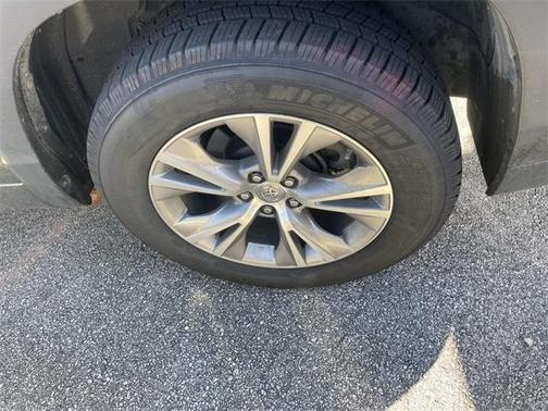 2015 Toyota Highlander LE