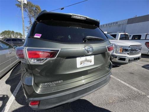 2015 Toyota Highlander LE
