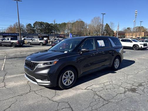 2024 Kia Carnival LX