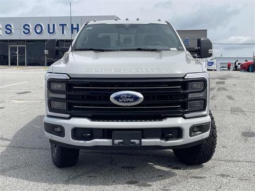 2025 Ford F-250 Platinum