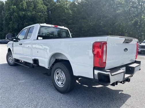 2025 Ford F-250 XL