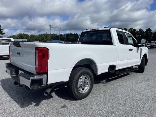2025 Ford F-250 XL
