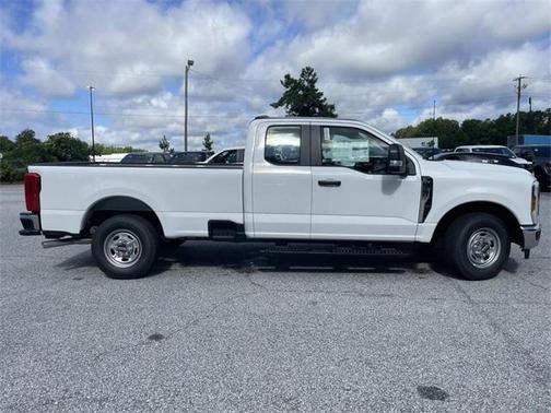 2025 Ford F-250 XL