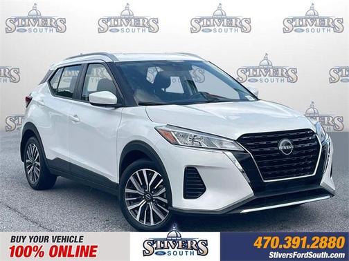2022 Nissan Kicks SV