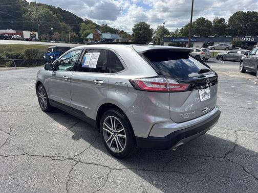 2021 Ford Edge Titanium