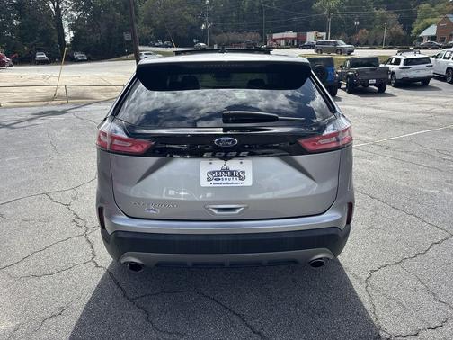 2021 Ford Edge Titanium
