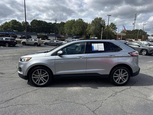 2021 Ford Edge Titanium
