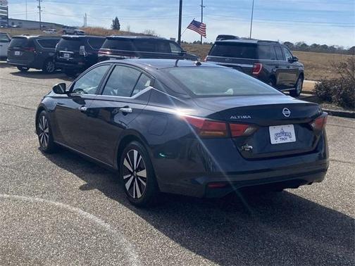 2021 Nissan Altima 2.5 SV