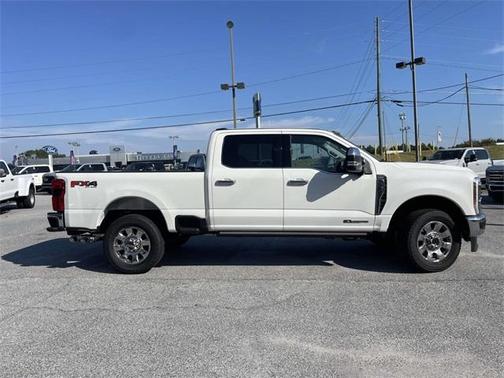 2025 Ford F-350 Lariat Super Duty