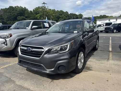 Magnetite Gray Metallic 2019 Subaru Outback 2.5i
