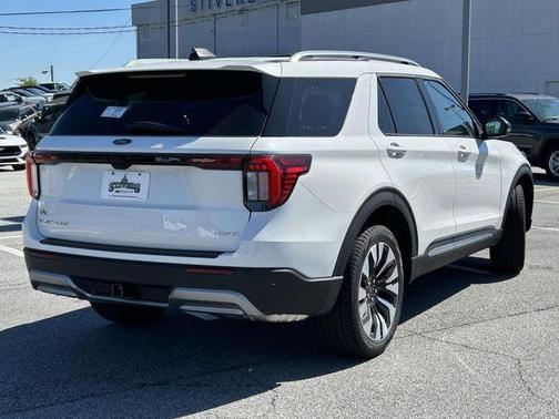 White Metallic 2026 Ford Explorer Platinum
