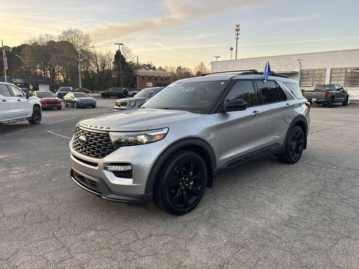 2022 Ford Explorer ST-Line