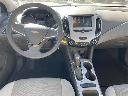 2017 Chevrolet Cruze LS