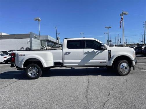 2026 Ford F-450 Lariat
