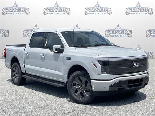 2025 Ford F-150 Lightning LARIAT