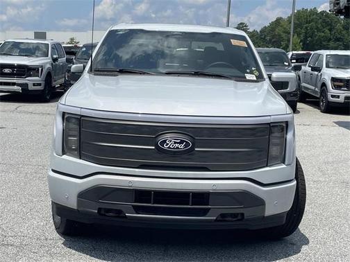 2025 Ford F-150 Lightning LARIAT