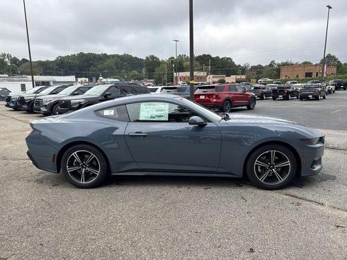 2025 Ford Mustang EcoBoost