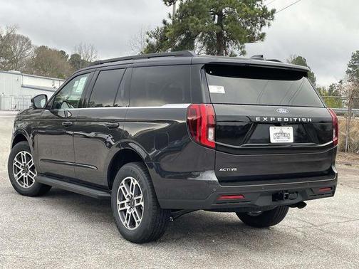 2026 Ford Expedition Active