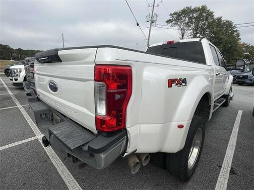 2017 Ford F-450 Lariat