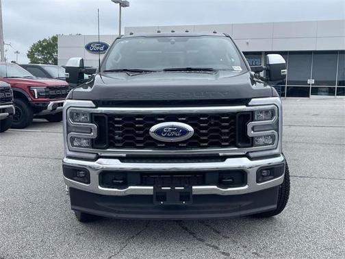 2025 Ford F-350 Lariat Super Duty
