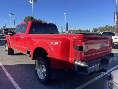 2023 Ford F-450 Lariat