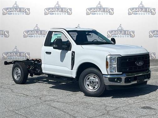 2025 Ford F-250 XL