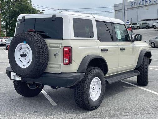 Desert Sand 2026 Ford Bronco Heritage Edition