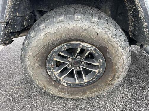 Anvil Clearcoat 2024 Jeep Wrangler Rubicon