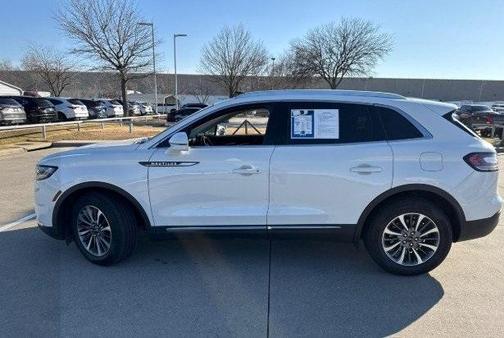 2022 Lincoln Nautilus Reserve