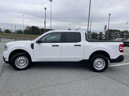 Oxford White 2024 Ford Maverick XL