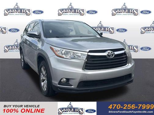 Silver Sky Metallic 2015 Toyota Highlander XLE
