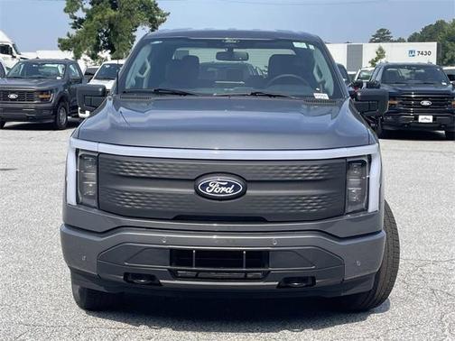 2025 Ford F-150 Lightning Flash