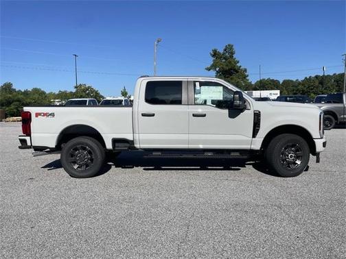 2025 Ford F-250 XL