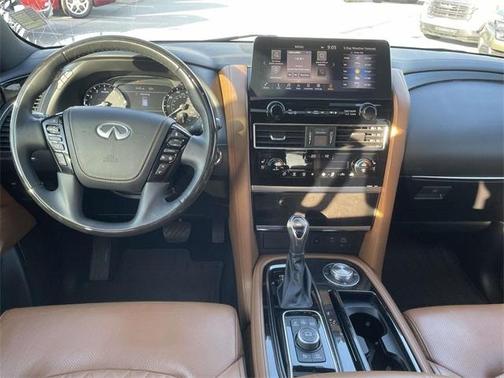 2024 INFINITI QX80 SENSORY