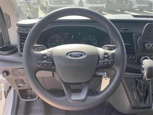 2025 Ford Transit-250 148 WB Medium Roof Cargo