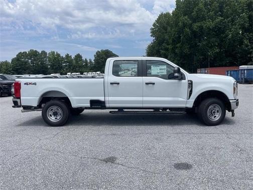 2025 Ford F-250 XL