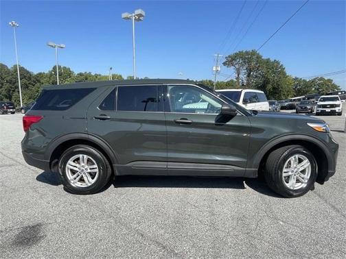 2023 Ford Explorer Base