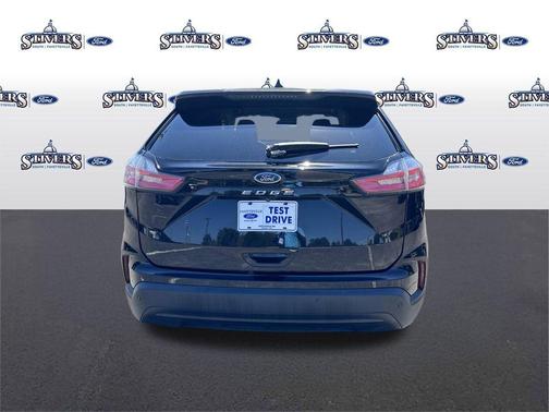 2021 Ford Edge SE