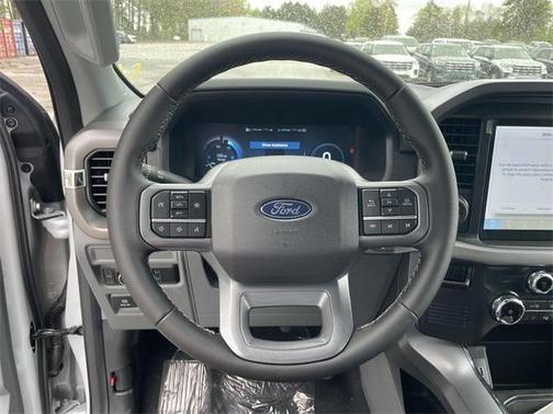 2025 Ford F-150 Lightning XLT