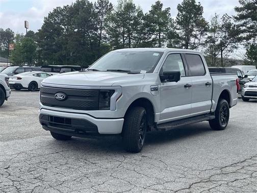 2025 Ford F-150 Lightning XLT