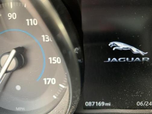2017 Jaguar XE 25t Premium