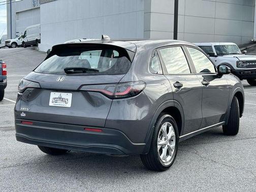 Urban Gray Pearl 2025 Honda HR-V LX