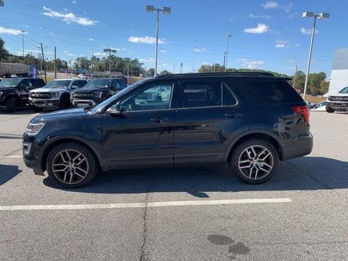 2017 Ford Explorer sport