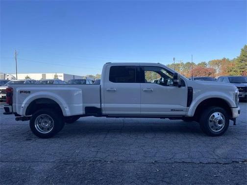 2026 Ford F-450 Platinum