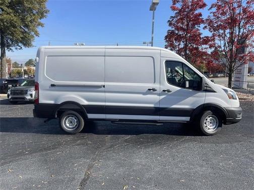 2026 Ford Transit-250 148 WB Medium Roof Cargo