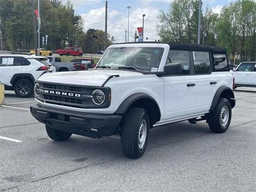 2025 Ford Bronco Base