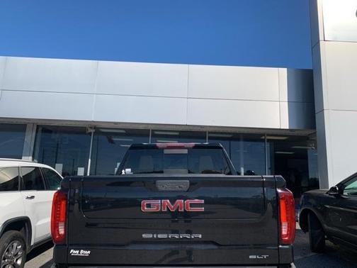2022 GMC Sierra 1500 Limited SLT