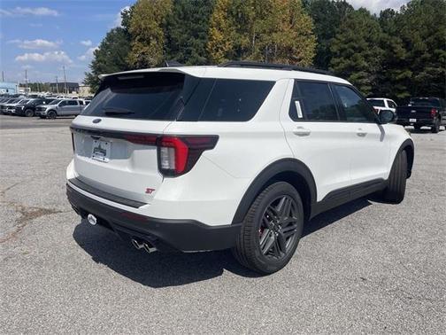 2025 Ford Explorer ST