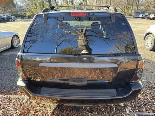 2004 Jeep Grand Cherokee Laredo